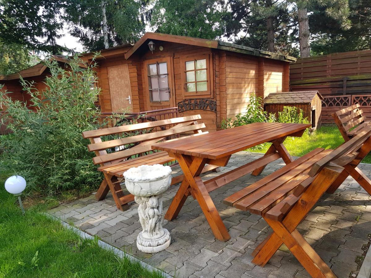 Goscinna Hacjenda Radwanice Exteriér fotografie
